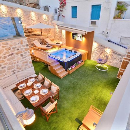 Villasonboard Rock Villa 3 Bed, 3 Bath, Jacuzzi, Seaside Ermioni Eksteriør billede